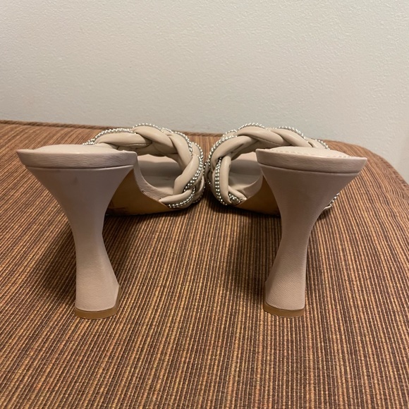 Vince Camuto Mule Size 8 NWT. Tan - Picture 3 of 8